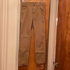 AMERICAN Eagle men’s size 32x30 khakis